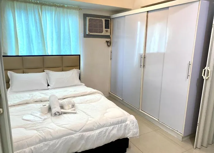 Cuddle Suites Aparthotel